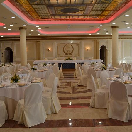 Roma Aurea Hotel ตาลาเวรา เดลา เรย์นา ภายนอก รูปภาพ