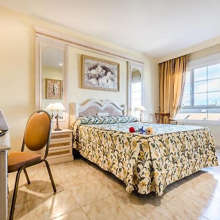 Roma Aurea Hotel ตาลาเวรา เดลา เรย์นา ภายนอก รูปภาพ
