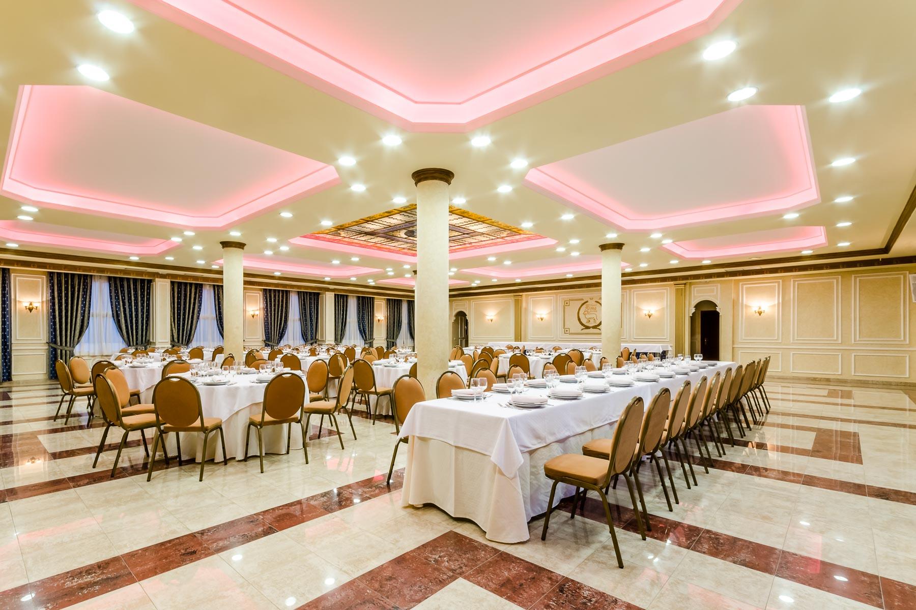Roma Aurea Hotel ตาลาเวรา เดลา เรย์นา ภายนอก รูปภาพ