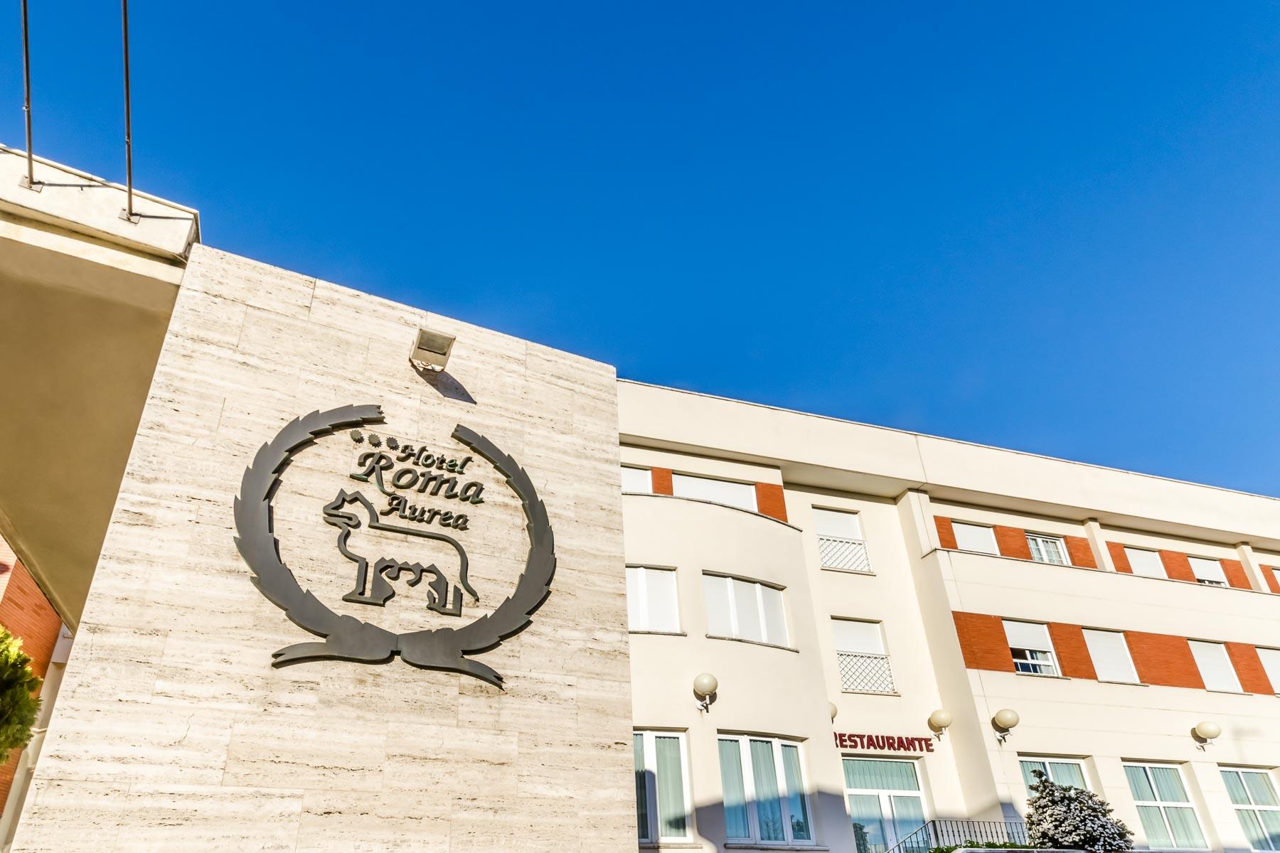 Roma Aurea Hotel ตาลาเวรา เดลา เรย์นา ภายนอก รูปภาพ
