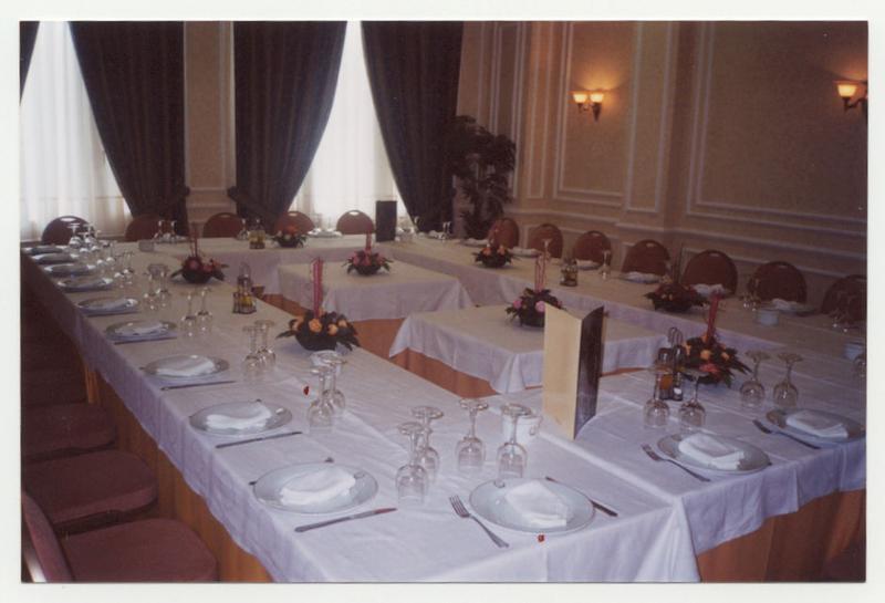 Roma Aurea Hotel ตาลาเวรา เดลา เรย์นา ร้านอาหาร รูปภาพ